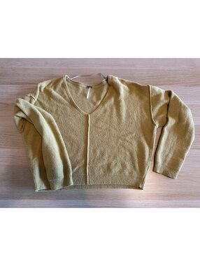 Free People Cozy Take Me Places Wasabi Oversized V-Neck Knit Sweater Size XS